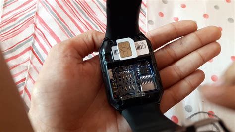 como instalar sim card en smart watch|How to Insert a SIM Card into a Smart Watch: A Step.